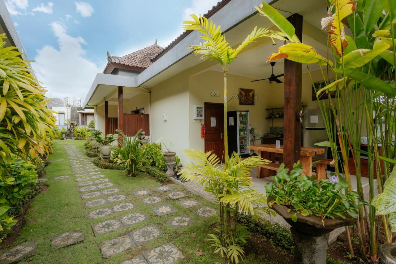 Bubu Canggu Guesthouse Exterior photo