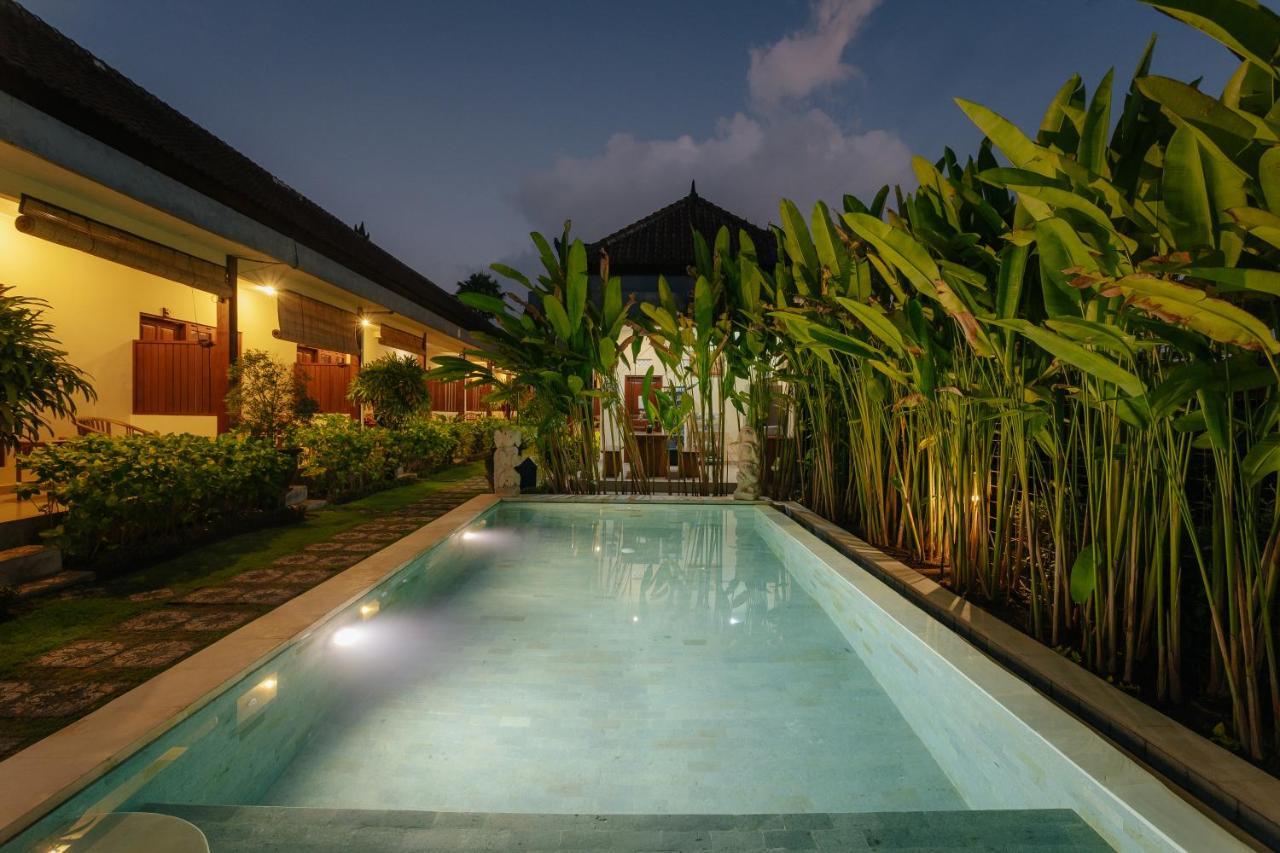 Bubu Canggu Guesthouse Exterior photo
